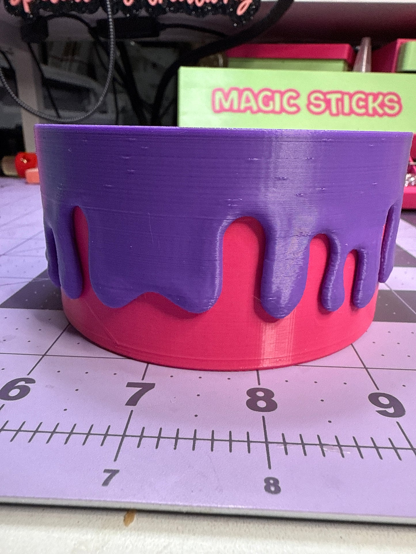 3D Printed - Drippy Container