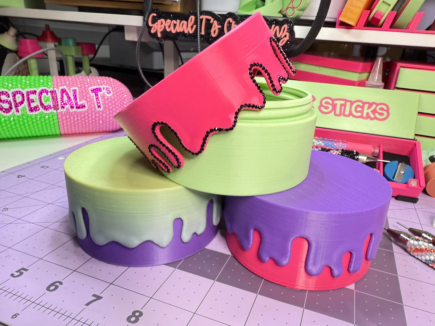 3D Printed - Drippy Container